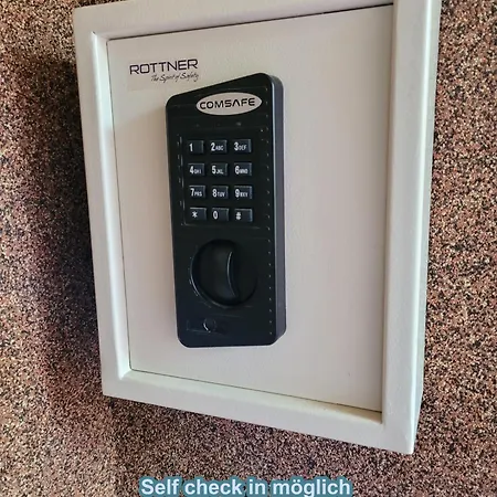 Daire 4 Sterne Souterrain Alt-mariendorf *