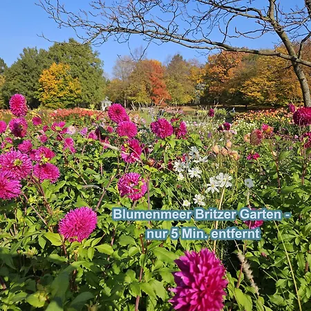 4 Sterne Souterrain Alt-mariendorf Daire Berlin