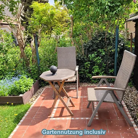 4 Sterne Souterrain Alt-mariendorf Apartment *