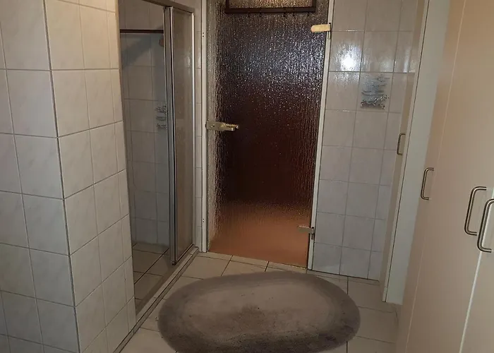 4 Sterne Souterrain Alt-mariendorf شقة